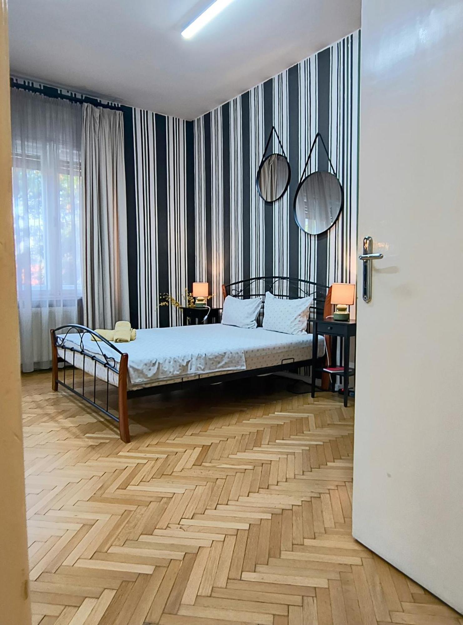 Belle Vue Ultracentral Apartments Temesvár Kültér fotó